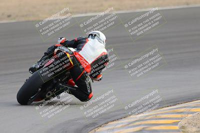 media/Dec-17-2022-SoCal Trackdays (Sat) [[224abd9271]]/Turn 10 Backside (120pm)/